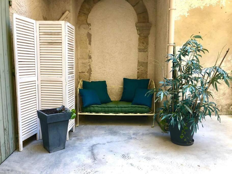 Ulysse, Appartement Spacieux Au Centre Historique D'Uzes En Rez-De-Chaussee Avec Exterieur, Proche Parking Des Marroniers Dış mekan fotoğraf